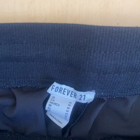 Forever 21 Athletic Joggers - Picture 4 of 4